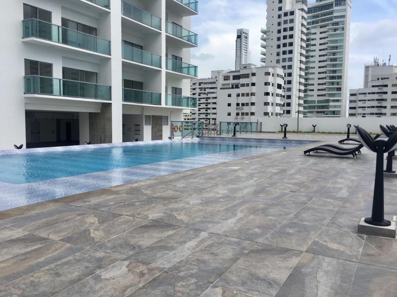 Luxuriuso Apartament Cartagena Exterior photo